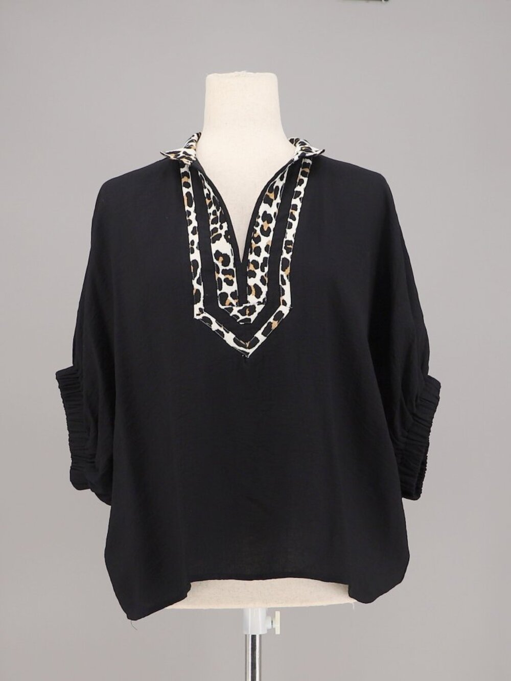 ENTRO Solid Color Dolman Top With Leopard Print Trim in Black Size S
